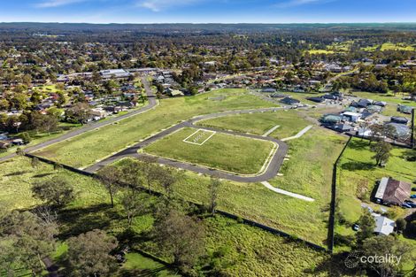 4 Mallee Cres, Tahmoor, NSW 2573