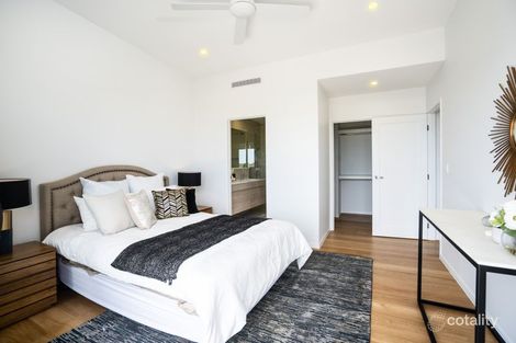 42 PARK COVE BVD, HOPE ISLAND, QLD 4212