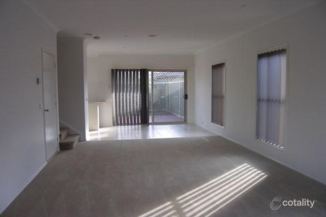 Property photo of 10/14 Mickleton Grove Point Cook VIC 3030