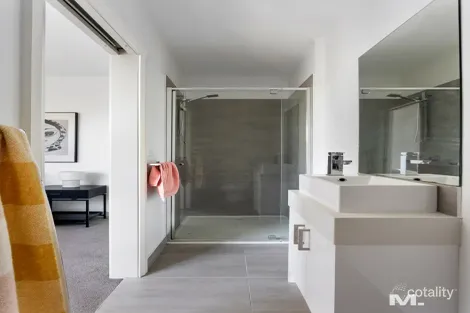 Property photo of 6/5 Winifred Street Essendon VIC 3040