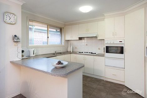 Property photo of 3 Liat Way Greensborough VIC 3088