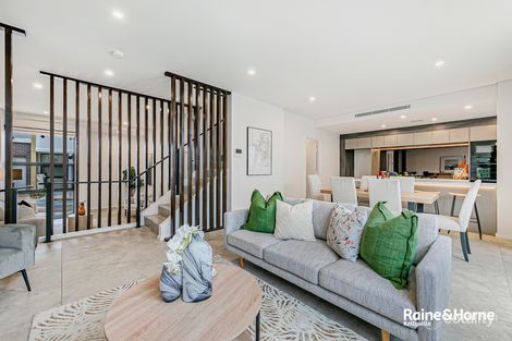 8 Bluestone Way, Norwest, NSW 2153