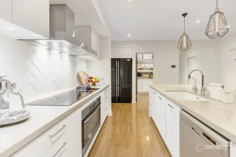 Property photo of 14 Blush Street Mickleham VIC 3064