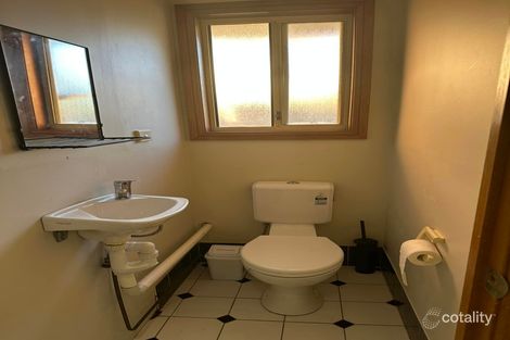 Property photo of 2/13 Claremont Crescent Hinchinbrook NSW 2168