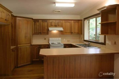 Property photo of 3 Hazeldene Court Berwick VIC 3806