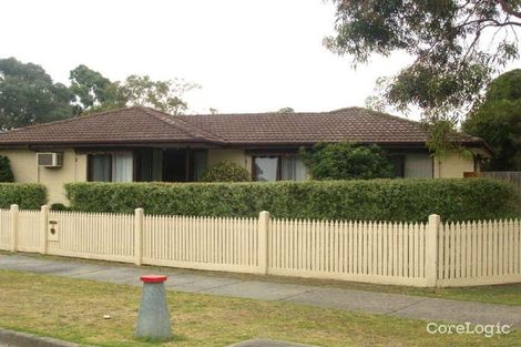 Property photo of 28 Heatherton Road Endeavour Hills VIC 3802