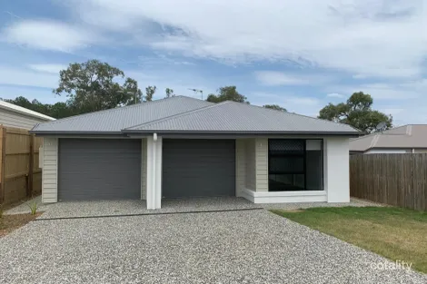 2/3 Joan St, Park Ridge, QLD 4125