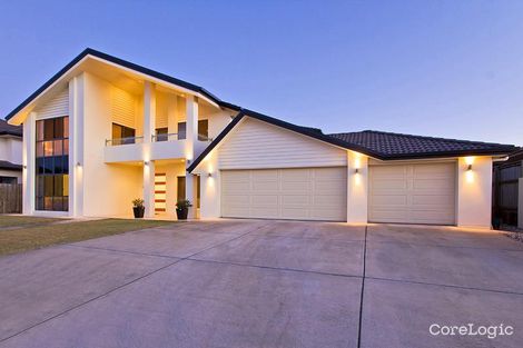 Property photo of 16 Azienda Place Bridgeman Downs QLD 4035