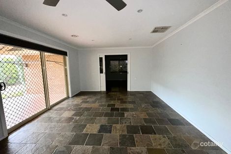 Property photo of 22 Hannah Avenue Hillside VIC 3037