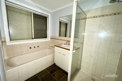 Property photo of 22 Hannah Avenue Hillside VIC 3037