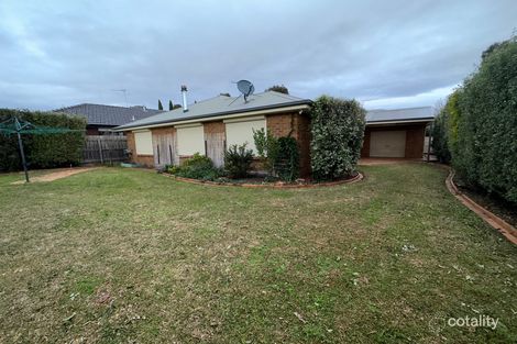 Property photo of 22 Hannah Avenue Hillside VIC 3037
