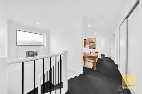 Property photo of 16 Winterberry Road Point Cook VIC 3030