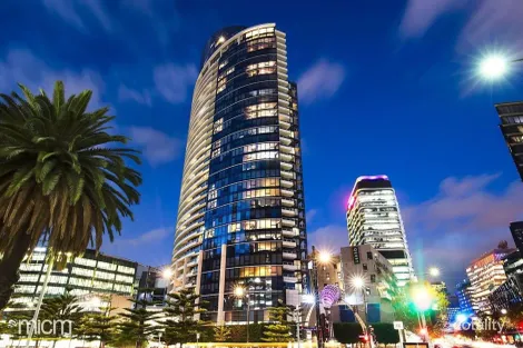 Property photo of 3301/100 Harbour Esplanade Docklands VIC 3008