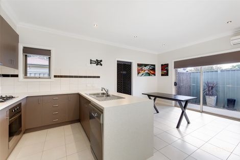 Property photo of 1/19 Mortimer Street Werribee VIC 3030