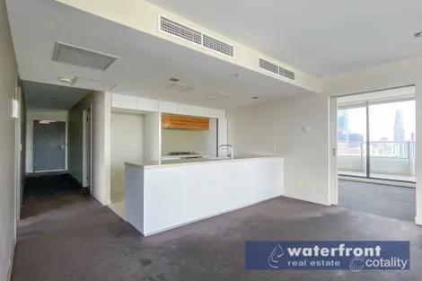 Property photo of 3301/100 Harbour Esplanade Docklands VIC 3008