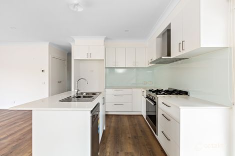 Property photo of 2/48 Aqueduct Road Langwarrin VIC 3910