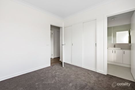 Property photo of 2/48 Aqueduct Road Langwarrin VIC 3910