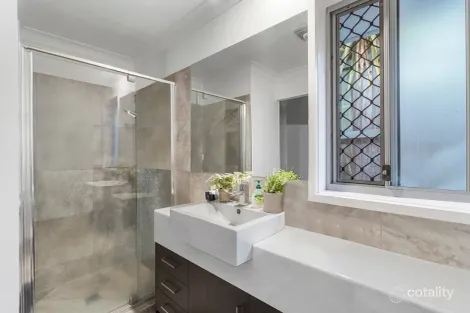 Property photo of 50 Bottlebrush Drive Deebing Heights QLD 4306