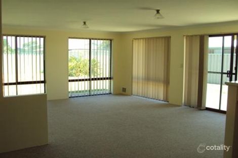Property photo of 36 Chinchilla Parkway Port Kennedy WA 6172