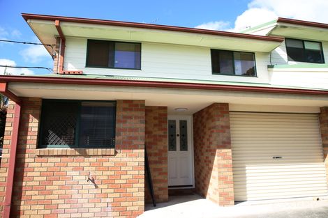 Property photo of 1/17 Robert Street Mudgeeraba QLD 4213