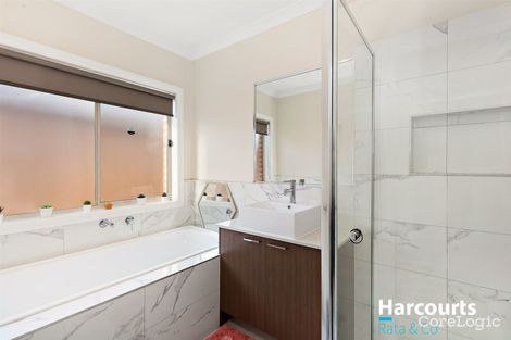 Property photo of 5 Chomley Way Mickleham VIC 3064