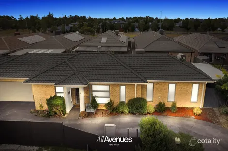 Property photo of 34 Genevieve Circuit Cranbourne East VIC 3977