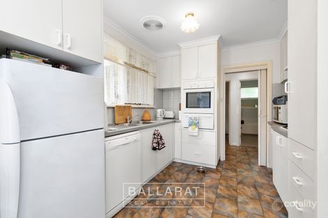 Property photo of 19 Locksley Street Wendouree VIC 3355