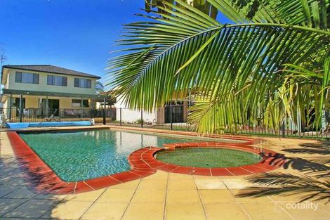 16 Pine Ave, Davistown, NSW 2251