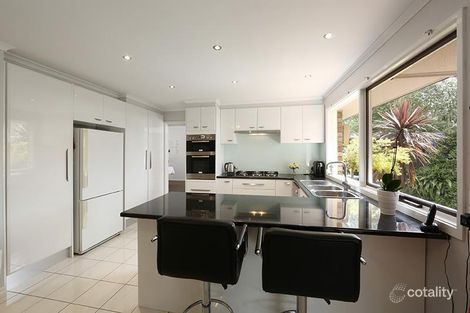 Property photo of 5 Prior Court Rowville VIC 3178