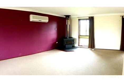 Property photo of 49 D'Arbon Avenue Singleton Heights NSW 2330