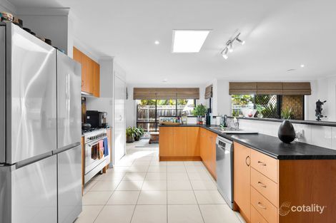Property photo of 4 Garnet Close Skye VIC 3977