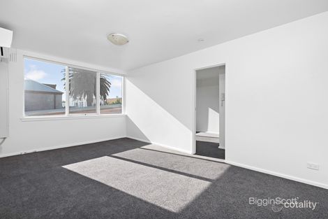 8/12 NORMANBY ST, WINDSOR, VIC 3181