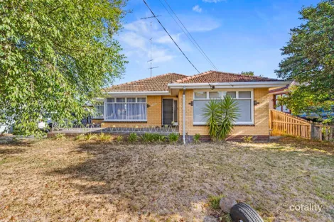 1013 Norman St, Wendouree, VIC 3355