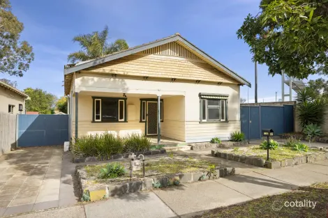 13 KOOYONG RD, GEELONG, VIC 3220