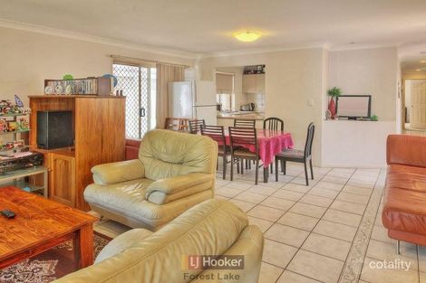 Property photo of 6 Summerhill Place Forest Lake QLD 4078