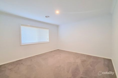 Property photo of 1 Viola Place Orange NSW 2800