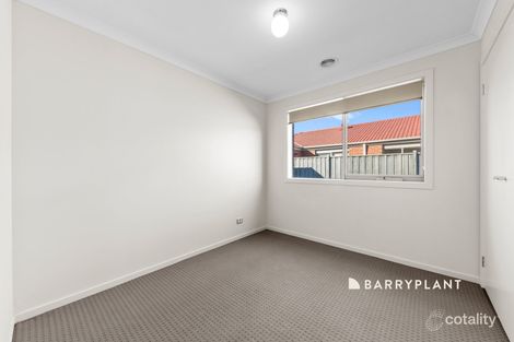 Property photo of 23 Copper Beech Road Beaconsfield VIC 3807