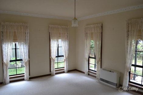 Property photo of 2/7 Winsam Grove Wendouree VIC 3355