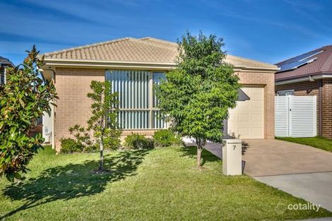 7 Greenhill St, Spring Farm, NSW 2570