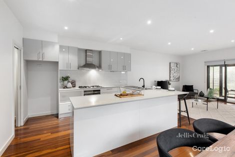 Property photo of 5B Denver Street Bentleigh East VIC 3165