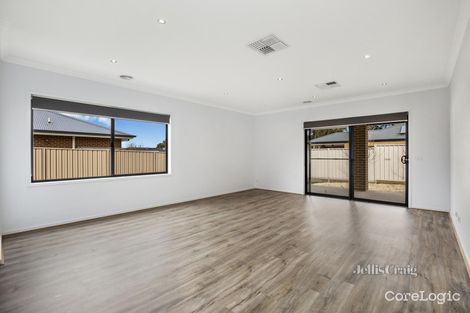 Property photo of 15 Woodman Drive McKenzie Hill VIC 3451