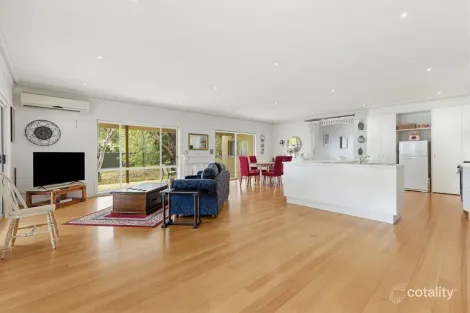 Property photo of 12 Wattle Drive Heathcote VIC 3523