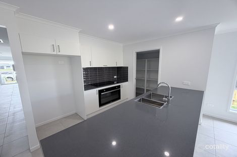 Property photo of 8 Aspect Circuit Flagstone QLD 4280