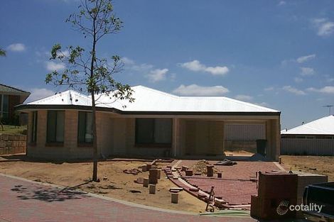 45 Oakfield Gdns, Parmelia, WA 6167