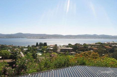 Property photo of 2/8 Capri Drive Sandy Bay TAS 7005