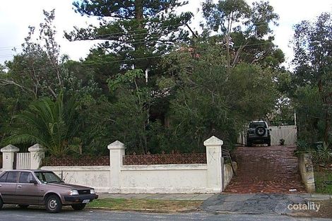 2 Solomon St, Fremantle, WA 6160