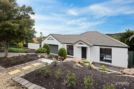 Property photo of 13 Gleneagles Road Aberfoyle Park SA 5159