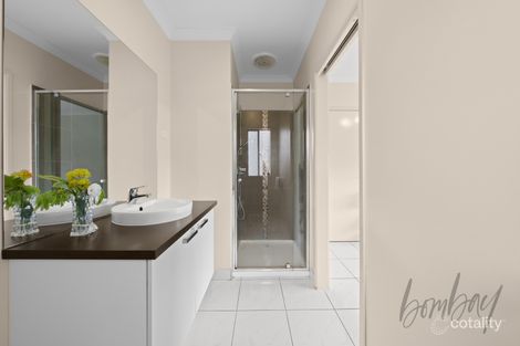 Property photo of 17 Furlong Street Craigieburn VIC 3064