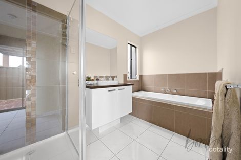 Property photo of 17 Furlong Street Craigieburn VIC 3064