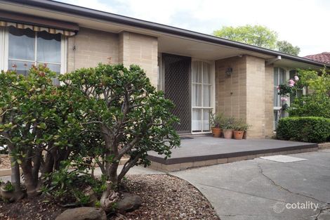 142 South Circular Rd, Gladstone Park, VIC 3043